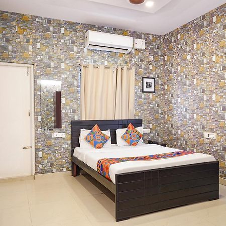Fabexpress Kings Suites I Bangalore Extérieur photo