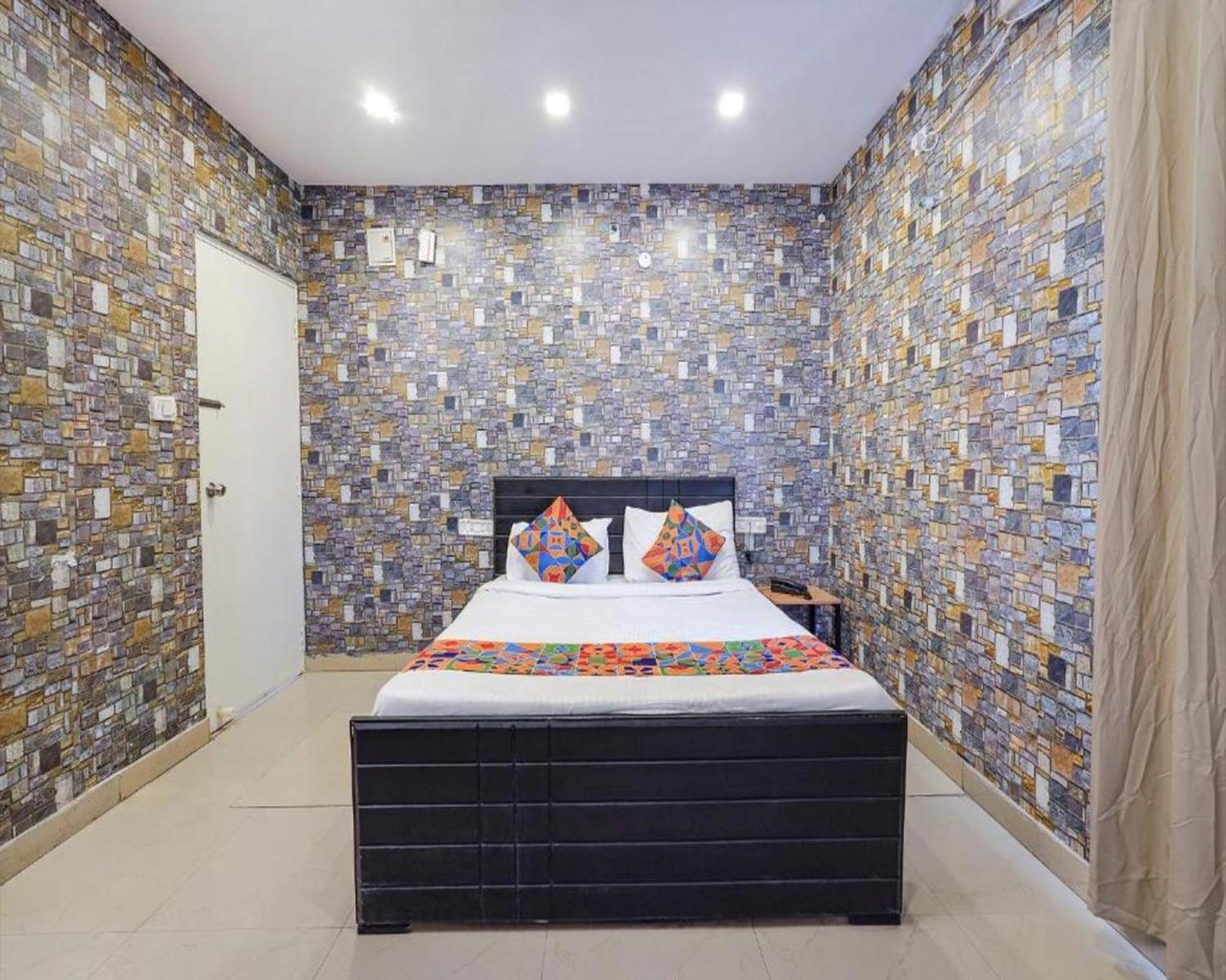 Fabexpress Kings Suites I Bangalore Extérieur photo